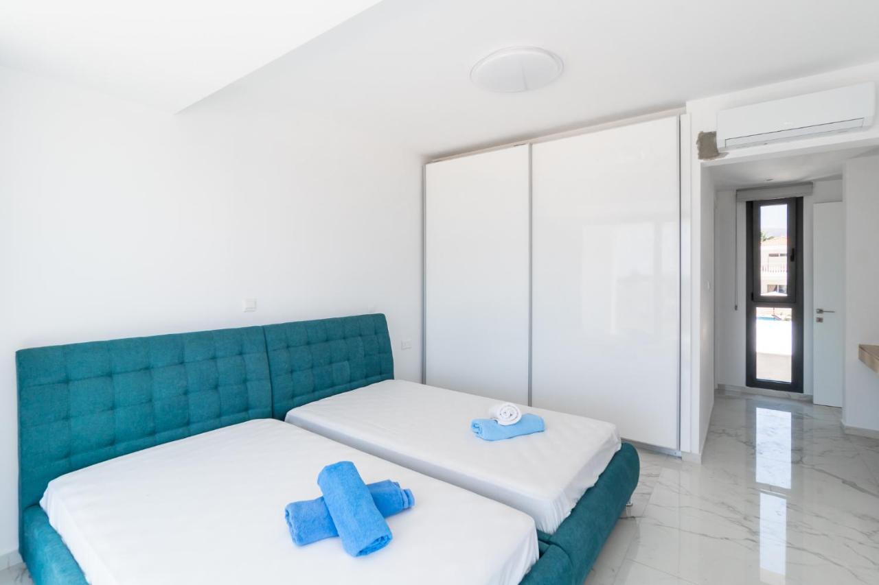 Villa Arsinoe By Ezoria Villas Coral Bay Buitenkant foto